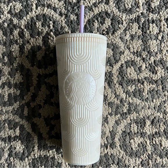 Starbucks Spring 2023 White Pearl Scale Tumbler- Venti - Picture 5 of 5